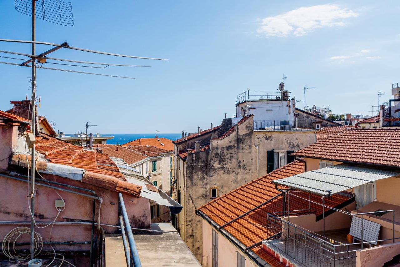 Sanremo Amazing Apartment With Private Parking Exterior photo